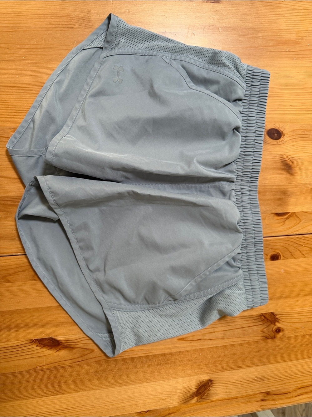 Under Armour Women's Sky Blue Performance Running Shorts - Picture 3 of 8